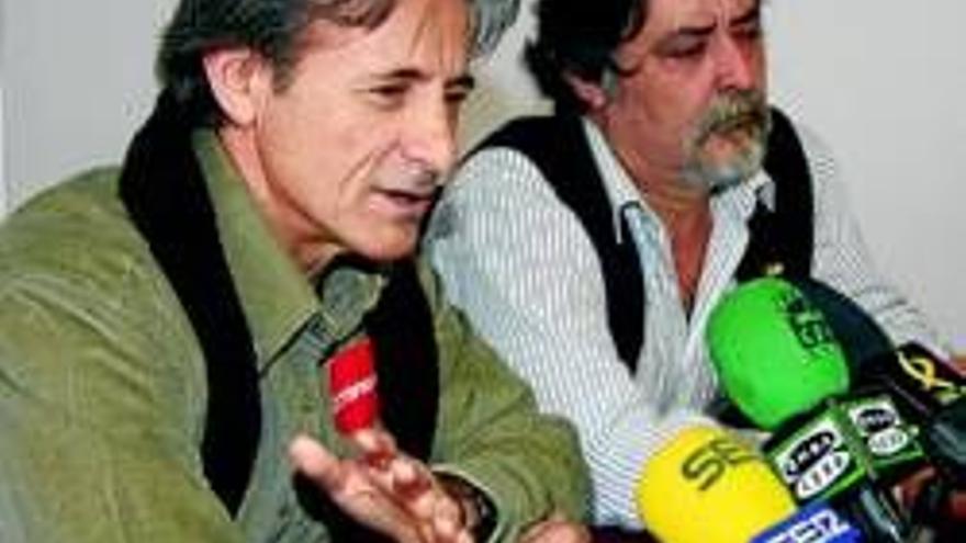 Sosa es elegido candidato de IU a la alcaldía y Escobar a la Junta