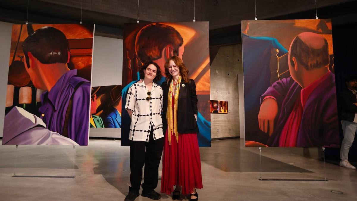 Inaugurada la exposición 'Me duelen los ojos de mirar sin verte'