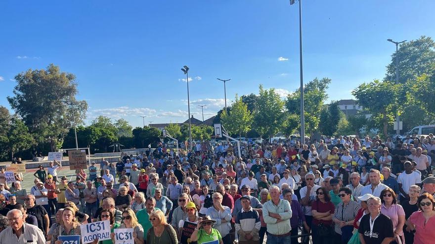 Cáceres y Portugal reclaman con más de 600 manifestantes el inicio de obras de la autovía que una ambos países