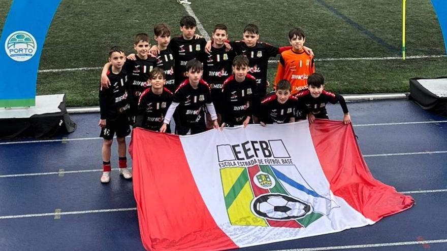 La Escola Estrada, segunda en el Torneo de Oporto