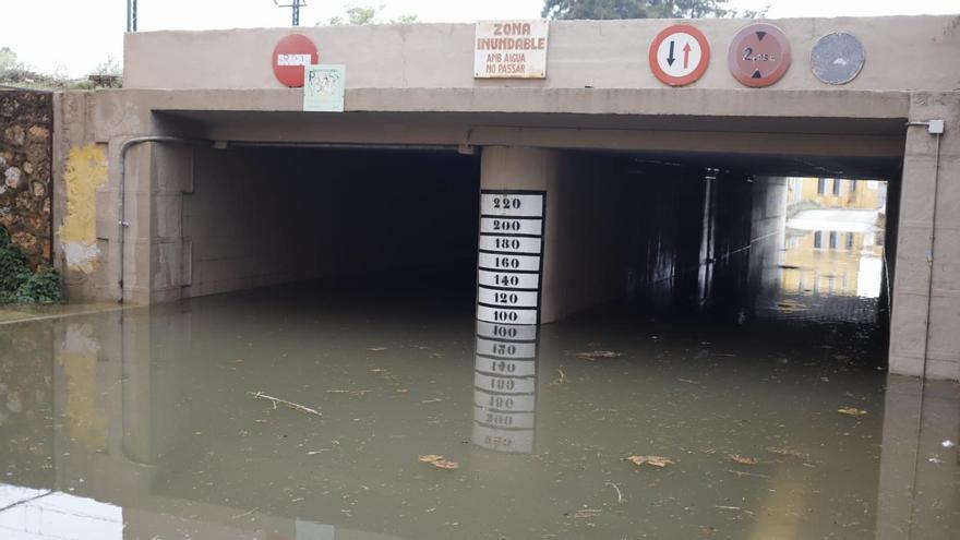 Las fuertes lluvias anegan las zonas bajas de la comarca de La Ribera