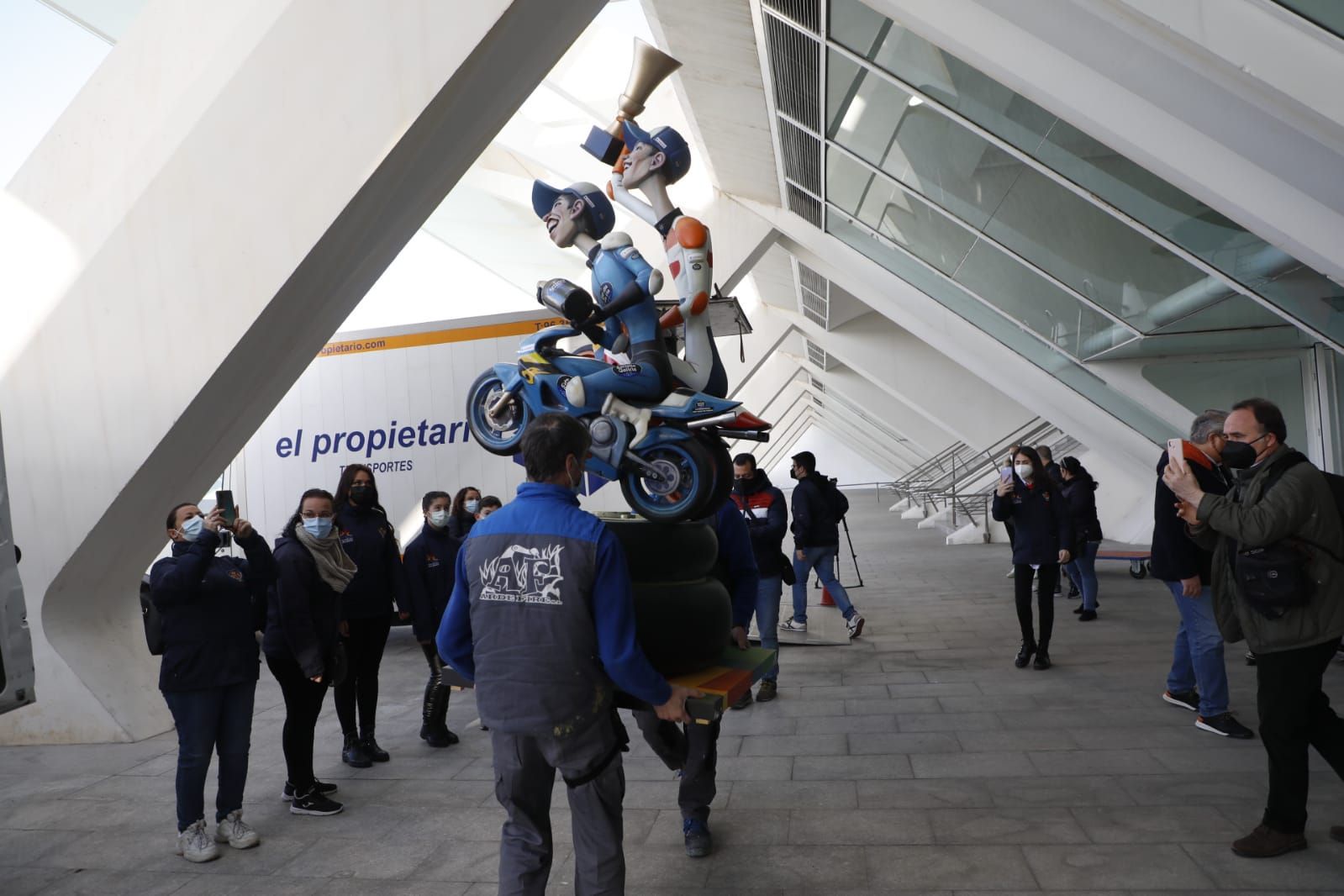 Llegan los primeros ninots a la Exposición de las Fallas 2022