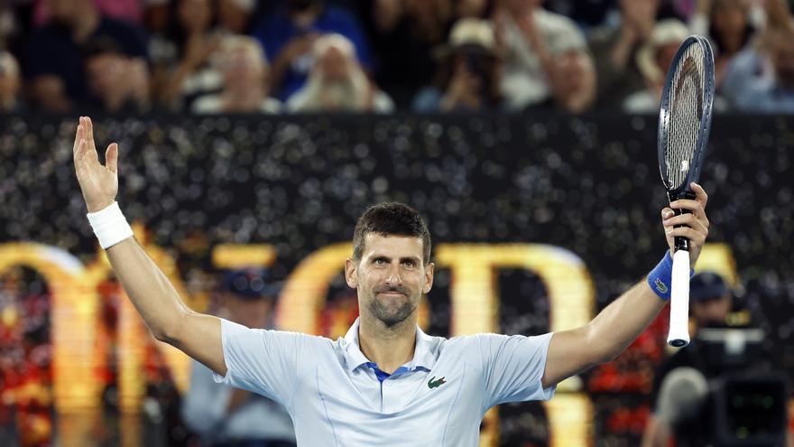 Djokovic destroza a Mannarino y se mete en los cuartos del Open de Australia