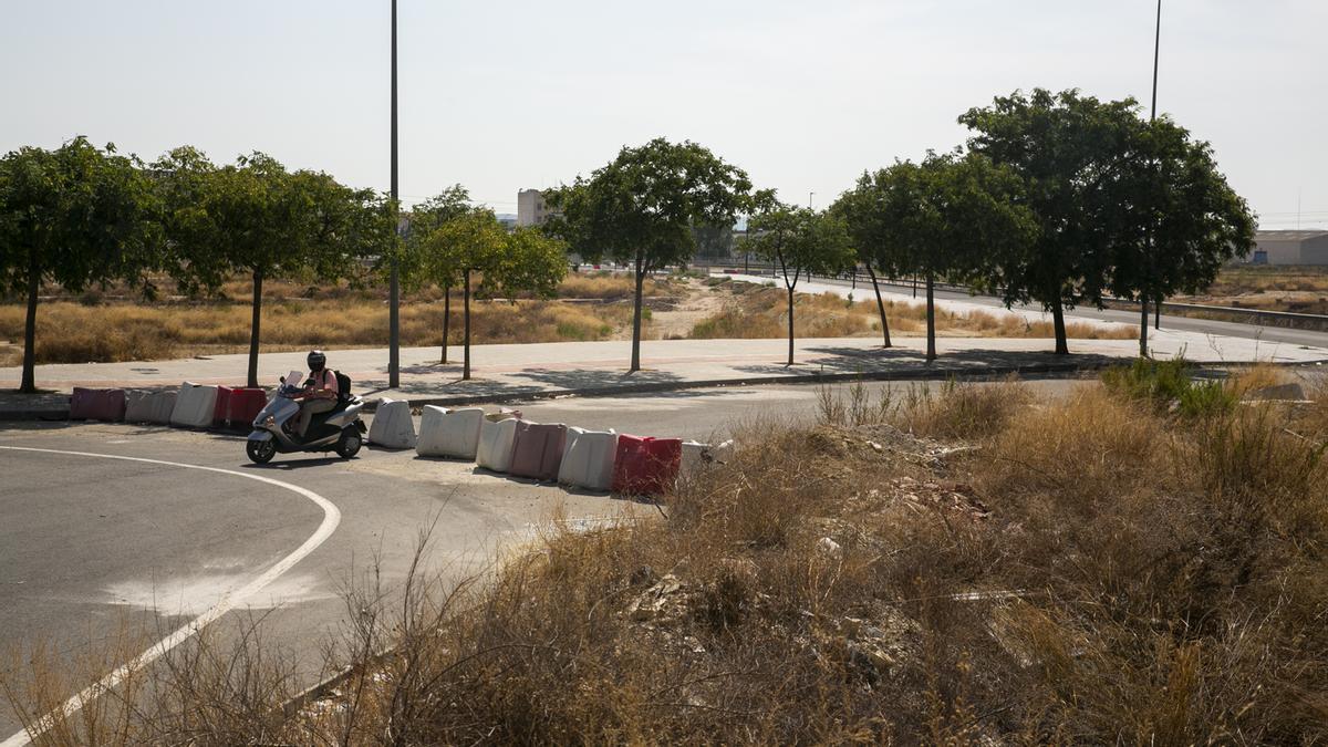 Imagen del tramo cerrado al tráfico entre el PAU 1 y Ciudad de Asís