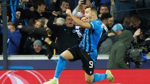 Ferran Jutglà celebra su gol, el del 2-0, en el partido de la Champions ante el Atlético.