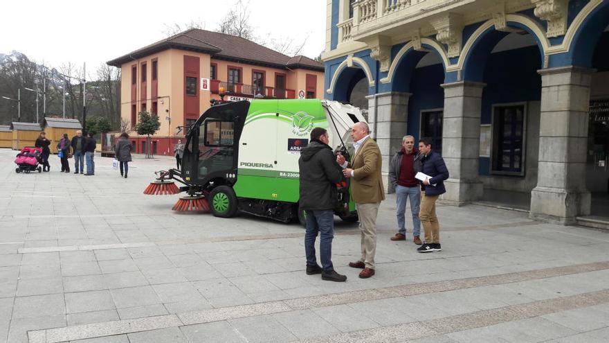 La nueva máquina barredora.