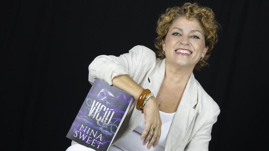 Paz Castelló publica su segunda novela bajo el seudónimo de Nina Sweet