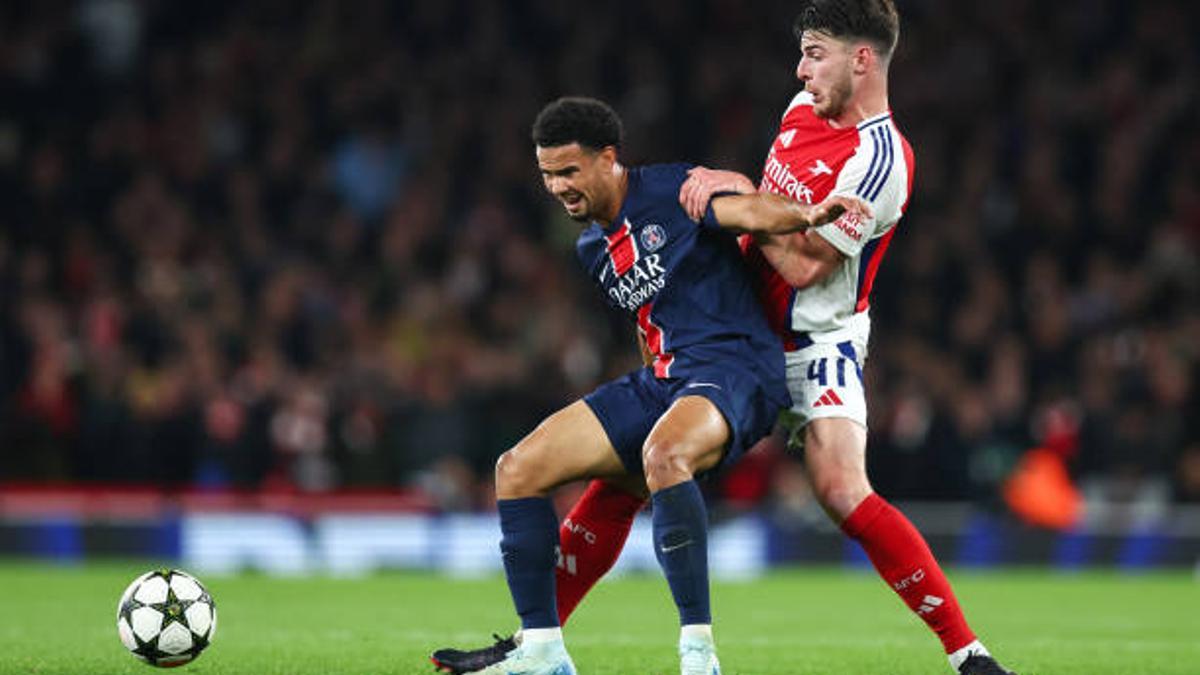LONDON, ENGLAND - OCTOBER 1: Warren Zaire-Emery of Paris Saint Germain and Declan Rice of Arsenal during the UEFA Champions League 2024/25 League Phase MD2 match between Arsenal FC and Paris Saint-Germain at on October 1, 2024 in London, England. (Photo by Charlotte Wilson/Offside/Offside via Getty Images)