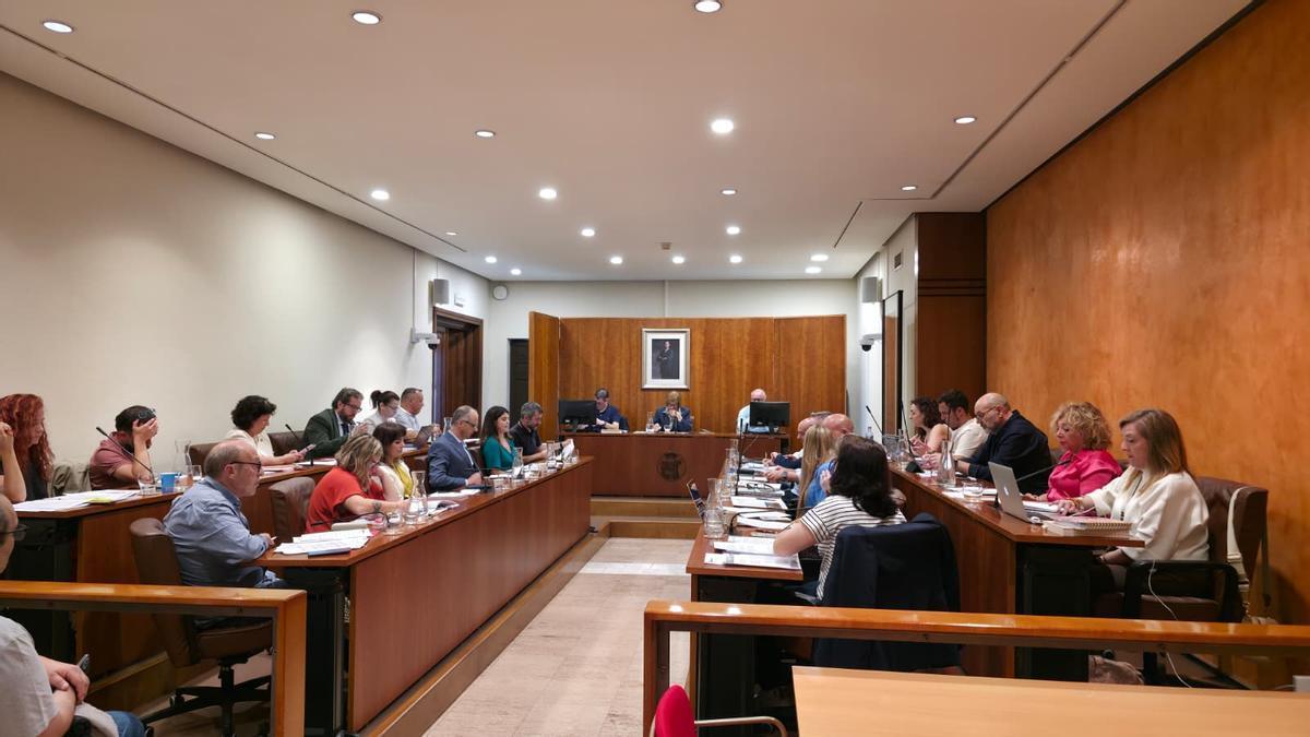 El Pleno del Ayuntamiento de Avilés, este viernes.
