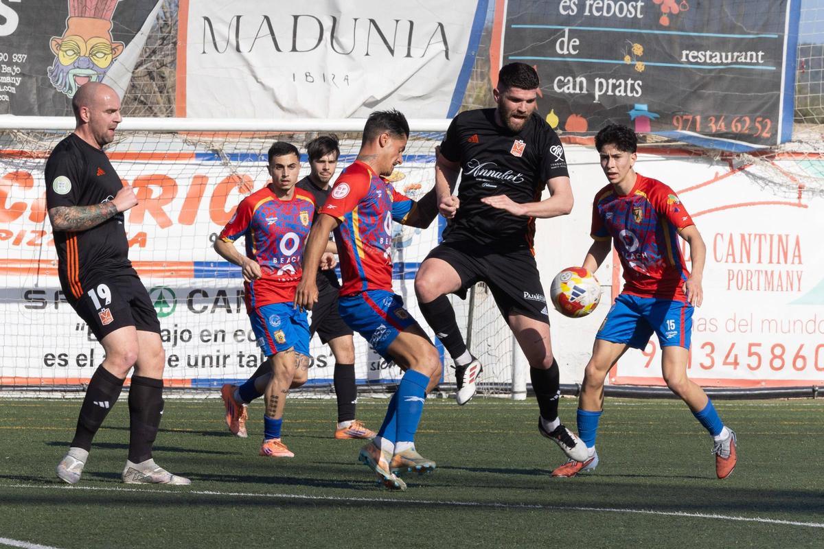 Todas las imágenes de Portmany vs Platges de calvia de Tercera RFEF