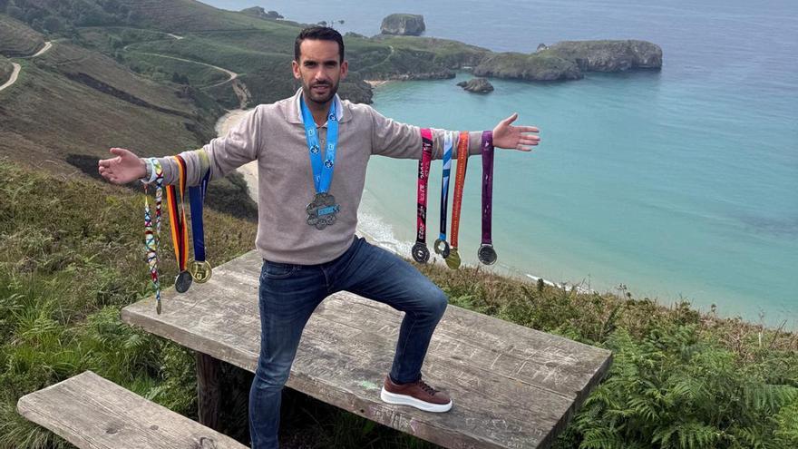 Esteban Amieva, el maratoniano que corre por su madre y cumple un hito en Asturias: “El correr me libera y me ayuda a estar mejor