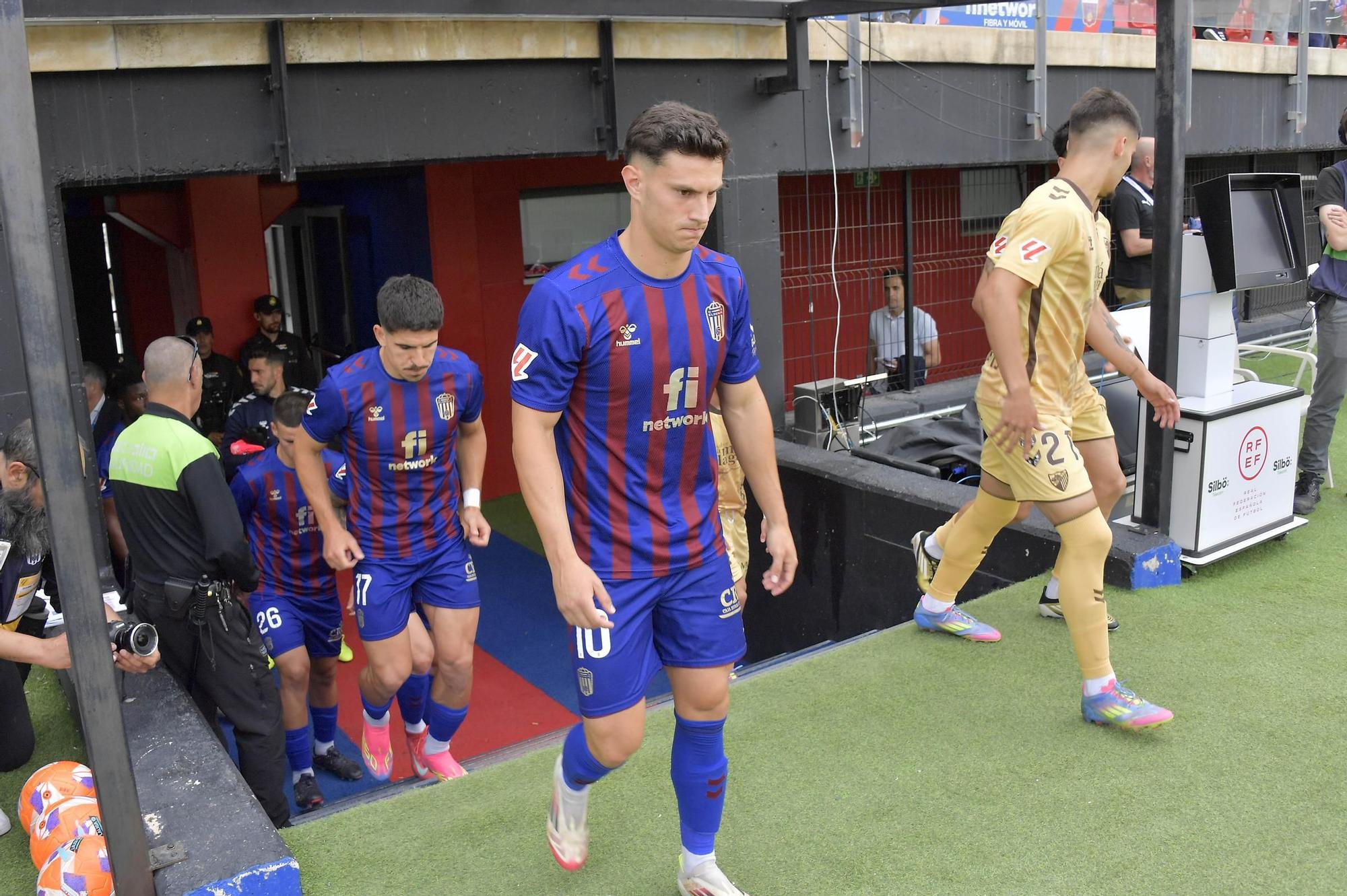 El Eldense salva el primer ‘match ball’ (1-0)