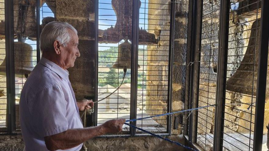 Lección magistral del campanero Tomás Borau, 89 años.  | AYUNTAMIENTO DE BISCARRUÉS
