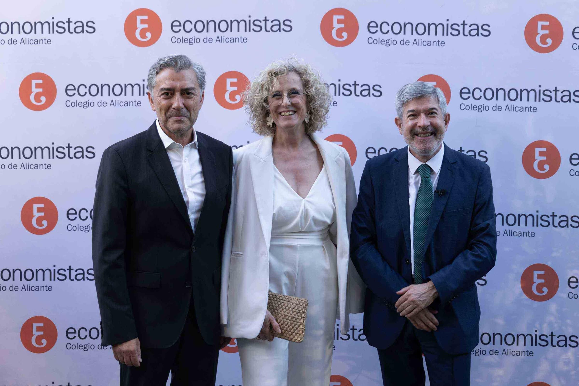 El Colegio de Economistas de Alicante celebra su cena anual en honor a su patrón