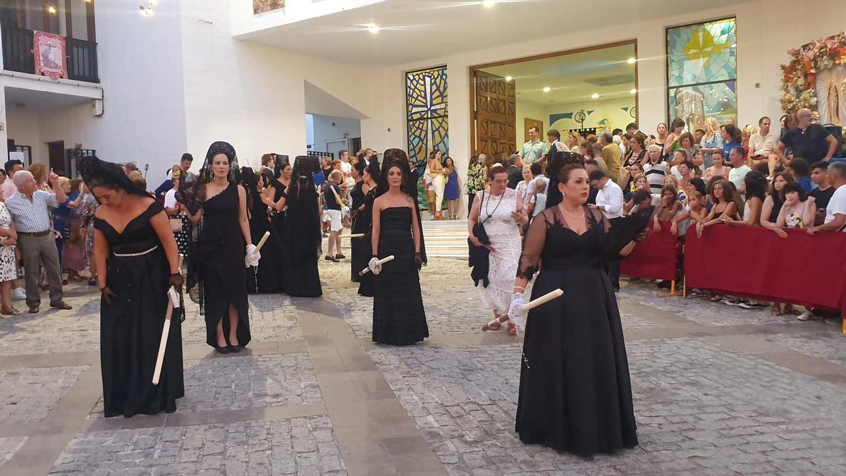 La procesión en honor a la patrona del Calp.