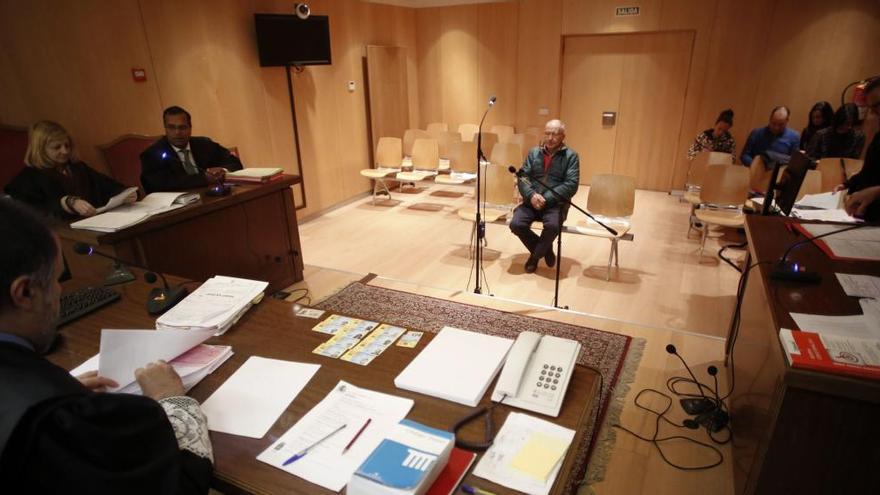 El concejal, durante el juicio, en Avilés.