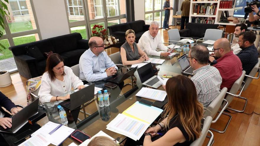 Educación emplaza de nuevo a los sindicatos a concretar sus exigencias para reanudar la negociación "lo antes posible"