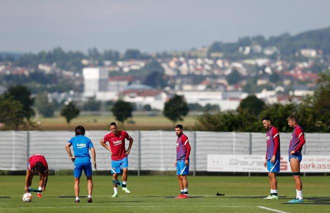 Las mejores imágenes del entrenamiento de hoy del Barça en Alemania