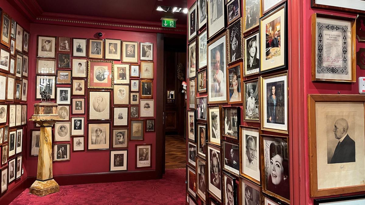 Fotos de celebridades que se han alojado en el Hotel Sacher, que celebra 150 años.