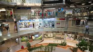 El Caracol resiste: la historia del centro comercial situado en el corazón de Zaragoza que se niega a desaparecer