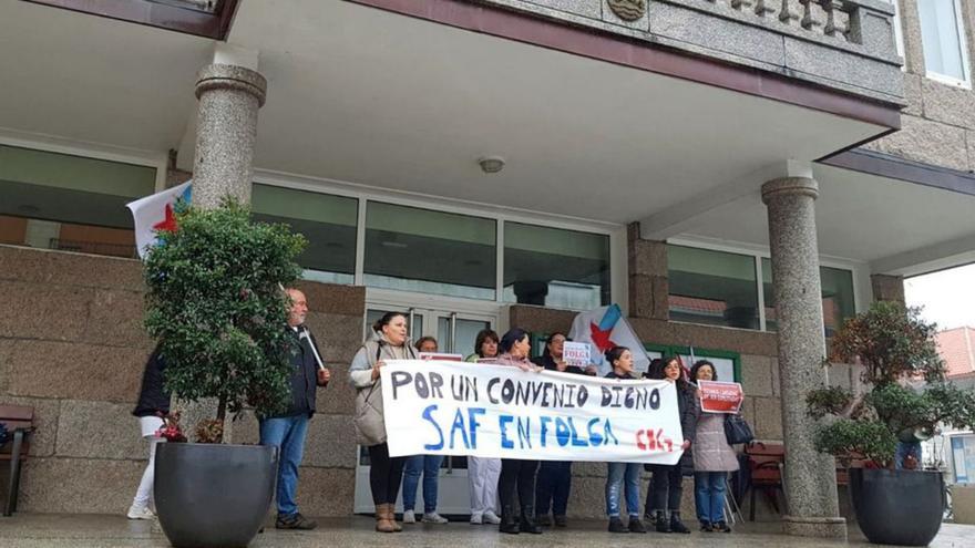 Las trabajadoras del SAF piden un convenio digno en Meaño