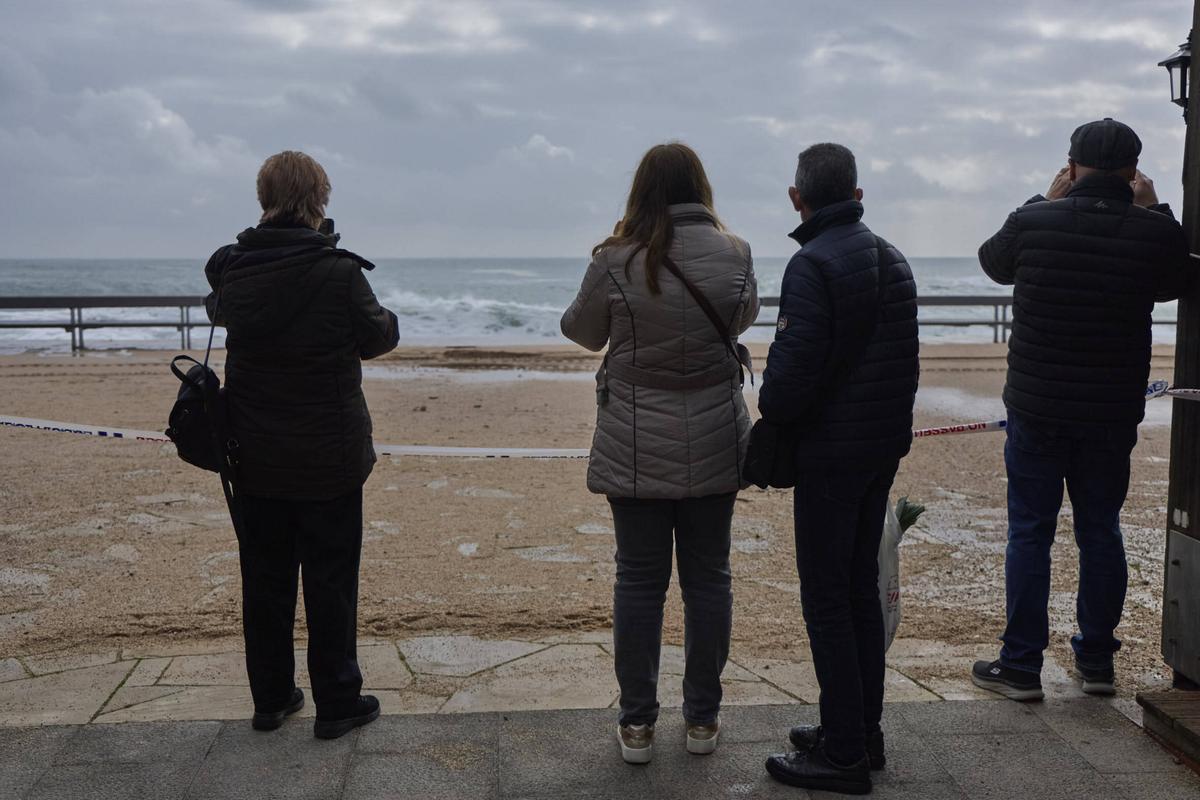 Les fotos dels efectes de la llevantada al passeig de Blanes