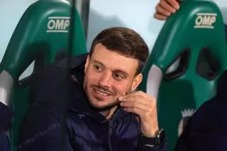 Anselmi llega a Elche tras convencer a Bragarnik en una semana