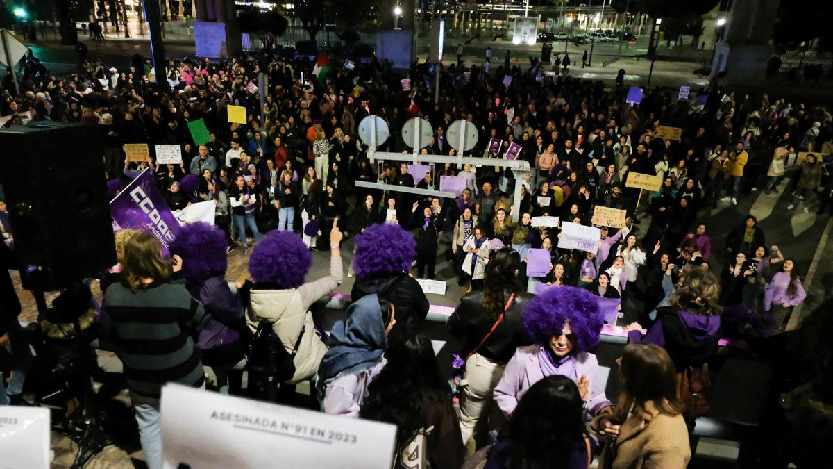 Una imagen de la marcha por el 8M en Málaga.