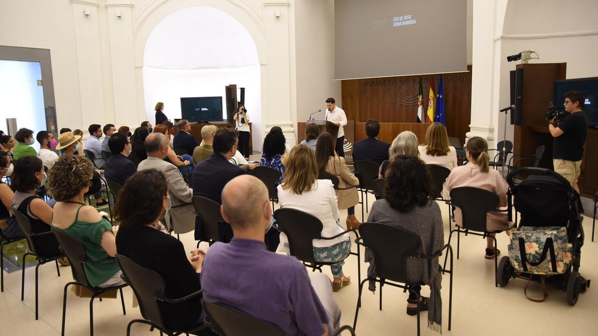 Acto institucional celebrado en la Asamblea de Extremadura.