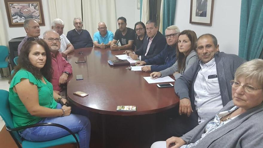 Reunión de los alcaldes alistanos en la tarde del lunes en Alcañices.