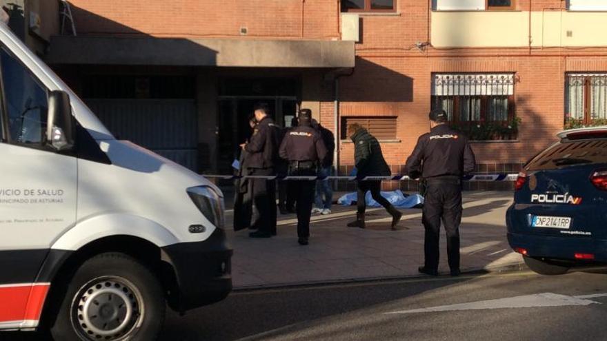 Muere un hombre de 81 años tras precipitarse al vacío desde un decimotercer piso