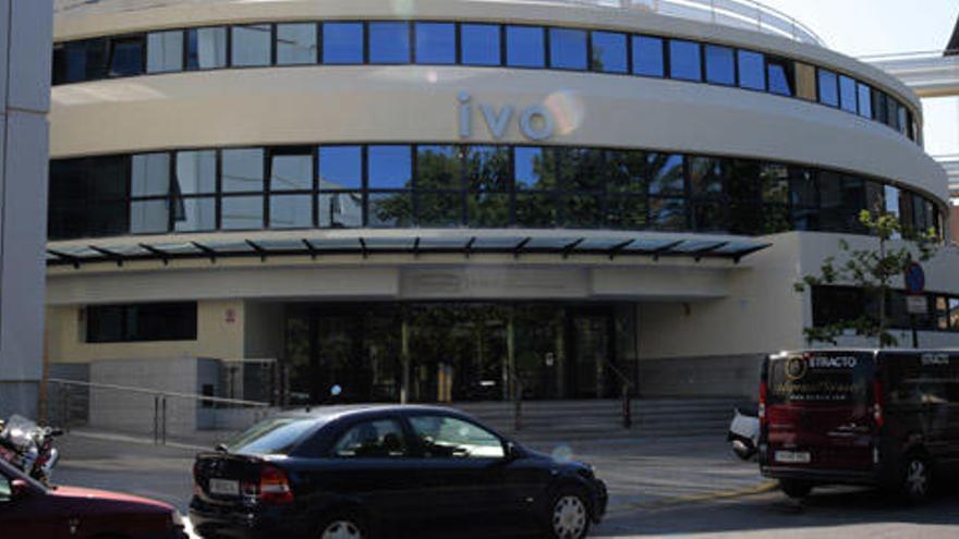 Edificio redondo del IVO, parte del complejo hospitalario en la calle Beltrán Báguena de València. Foto: José Aleixandre.