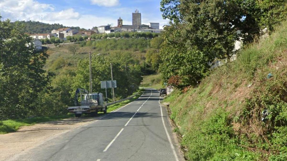 Carretera OU-0908, donde ocurrió el accidente.