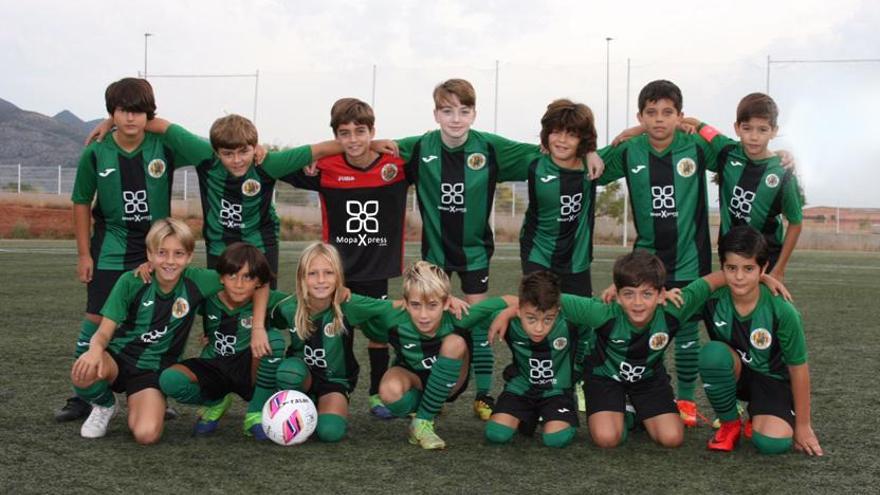 MopaXpress colabora y el patrocina a todas las categorías del Club Deportivo Drac de Castellón.