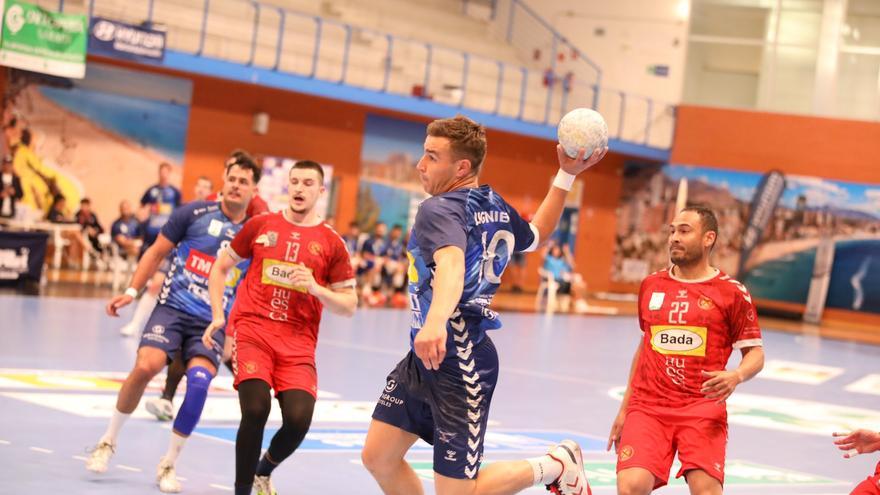 El TM Benidorm roza la permanencia tras aplastar al Bada Huesca (33-24)