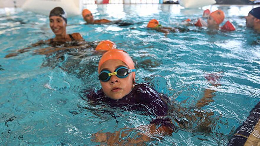 Medio centenar de niños compitieron en el Trikids.