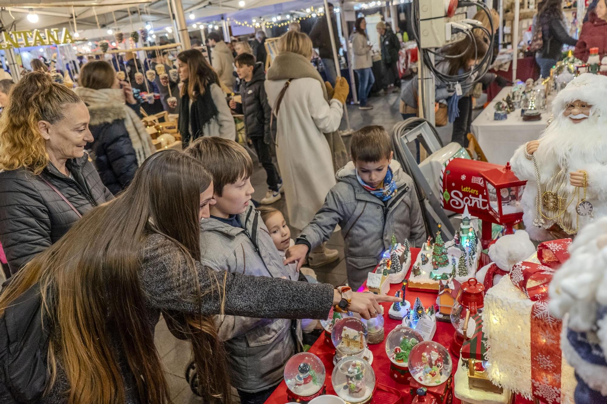 La fira de Santa Llucía de Manresa 2023, en imatges