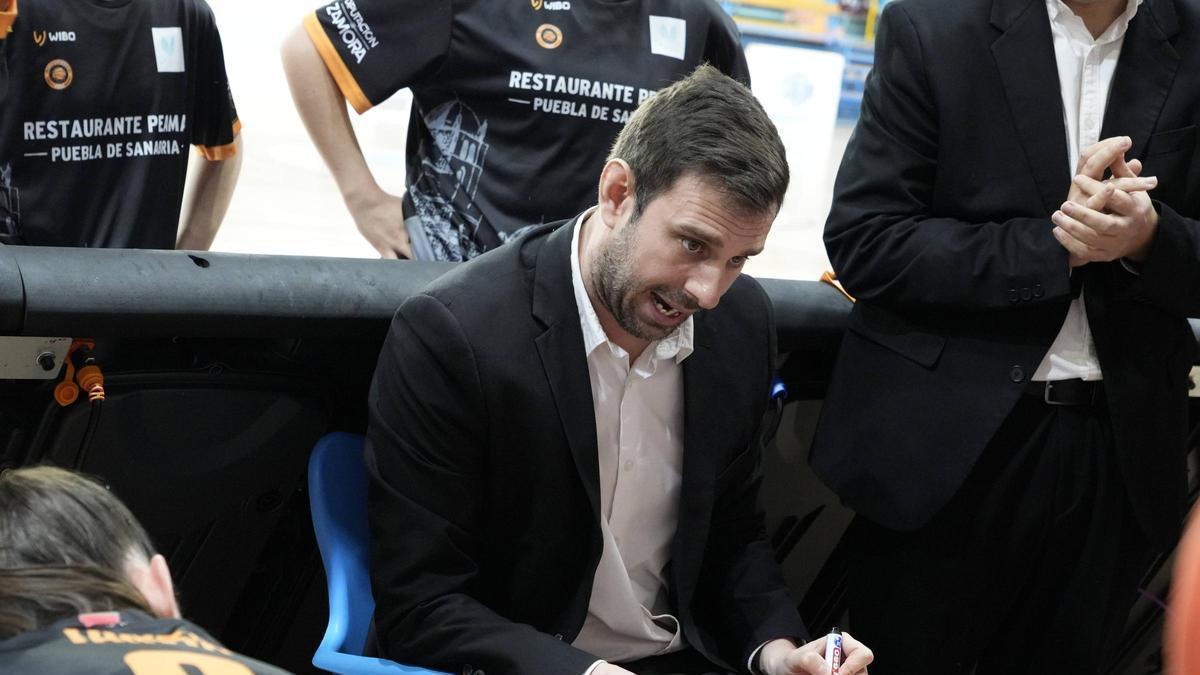Raúl Pérez, entrenador del Recoletas Zamora