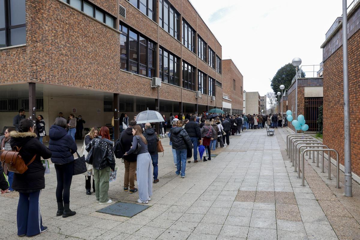 9.278 futuros médicos empiezan hoy a elegir su plaza en otro polémico proceso MIR