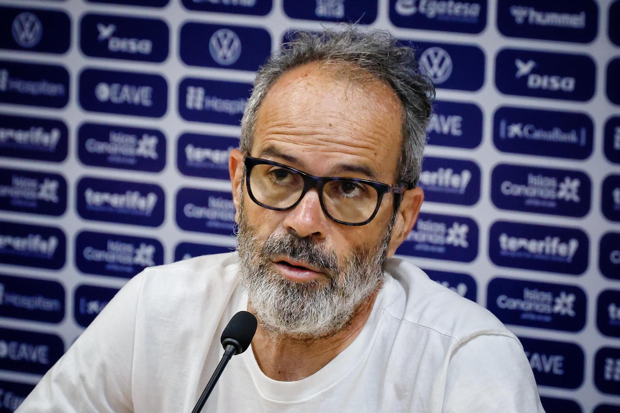 CD Tenerife-Real Oviedo, en imágenes