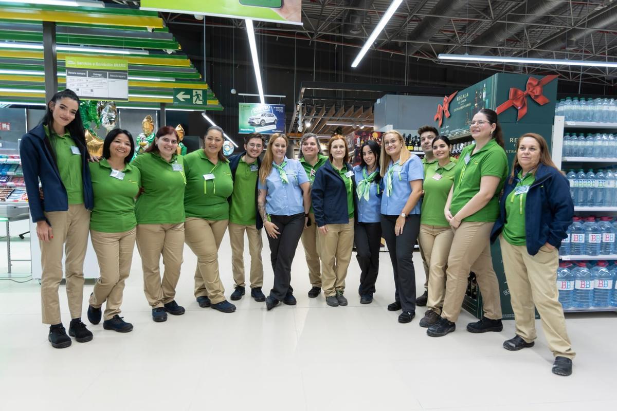 HiperDino genera un ahorro anual de 1,7 millones euros en la cesta de la compra de sus empleados gracias a la tarjeta descuento