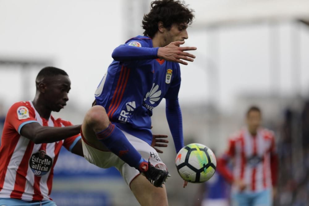 El partido entre el Lugo y el Real Oviedo, en imágenes