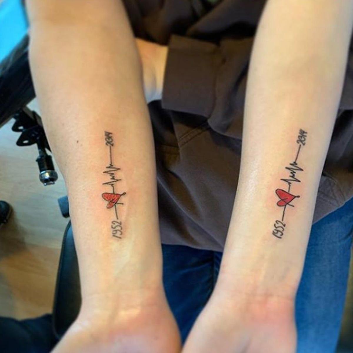 Tatuaje con mamá: representar lo mucho que os queréis