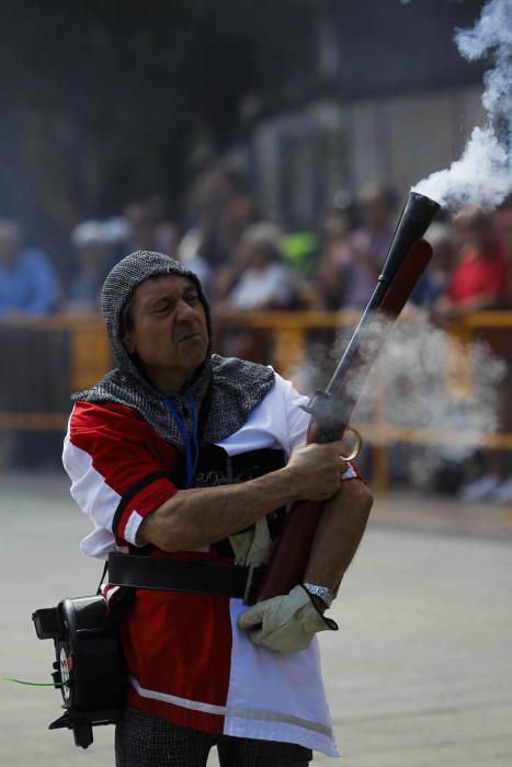 Alardo de Moros y Cristianos por el Nou d'Octubre