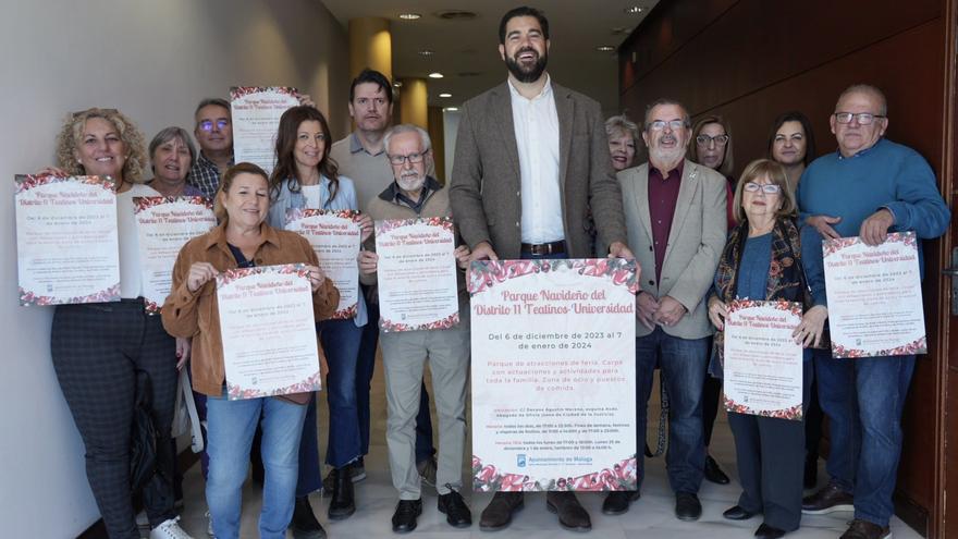 El concejal delegado del distrito, Borja Vivas, presenta la programación de Navidad