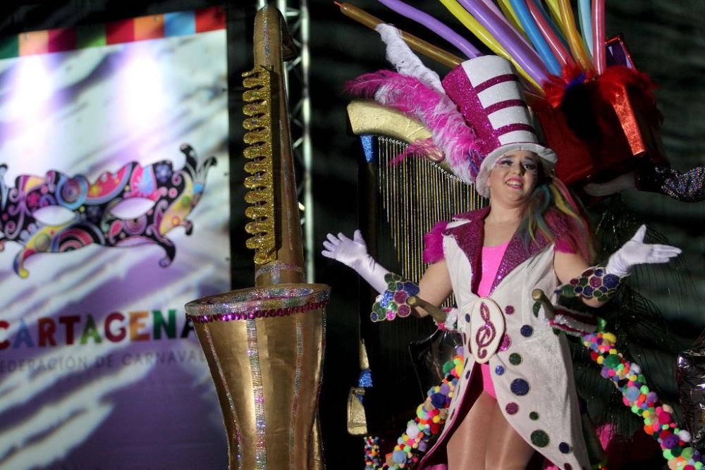 Andrea Guerrero, de la comparsa Los Gnomos, reina infantil del Carnaval de Cartagena 2017