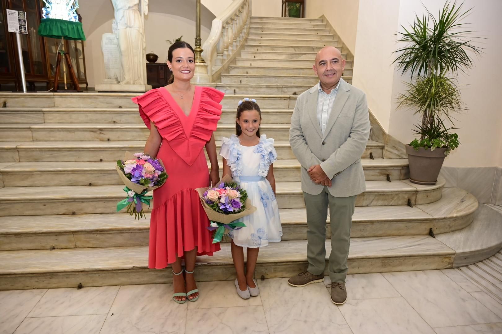Galería de fotos: Clara Sanz Sobrino y Ana Colón Sastriques, reina y reina infantil de las fiestas de Castelló 2026