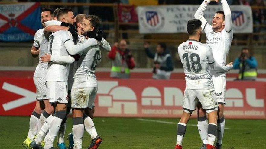 La Cultural castiga la poca ambición del Atlético y lo elimina de Copa