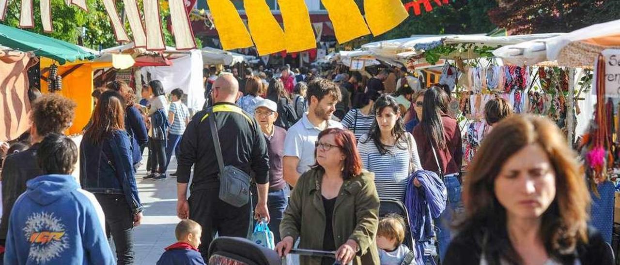 La feria celta se inauguró ayer por la tarde y permanecerá abierta hasta el lunes. // Iñaki Abella