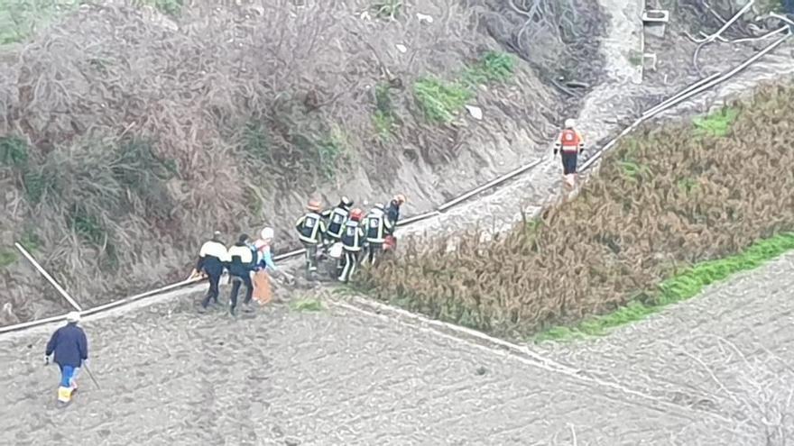 Fallece un hombre de 52 años al salirse su coche de la carretera a la entrada de Baena